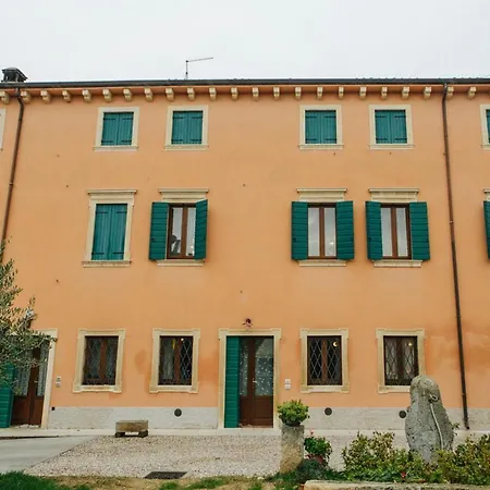 Corte Dal Colle Bed & Breakfast *
